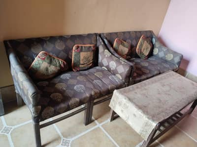 I want to sell these 2 seaters sofa chairs with table