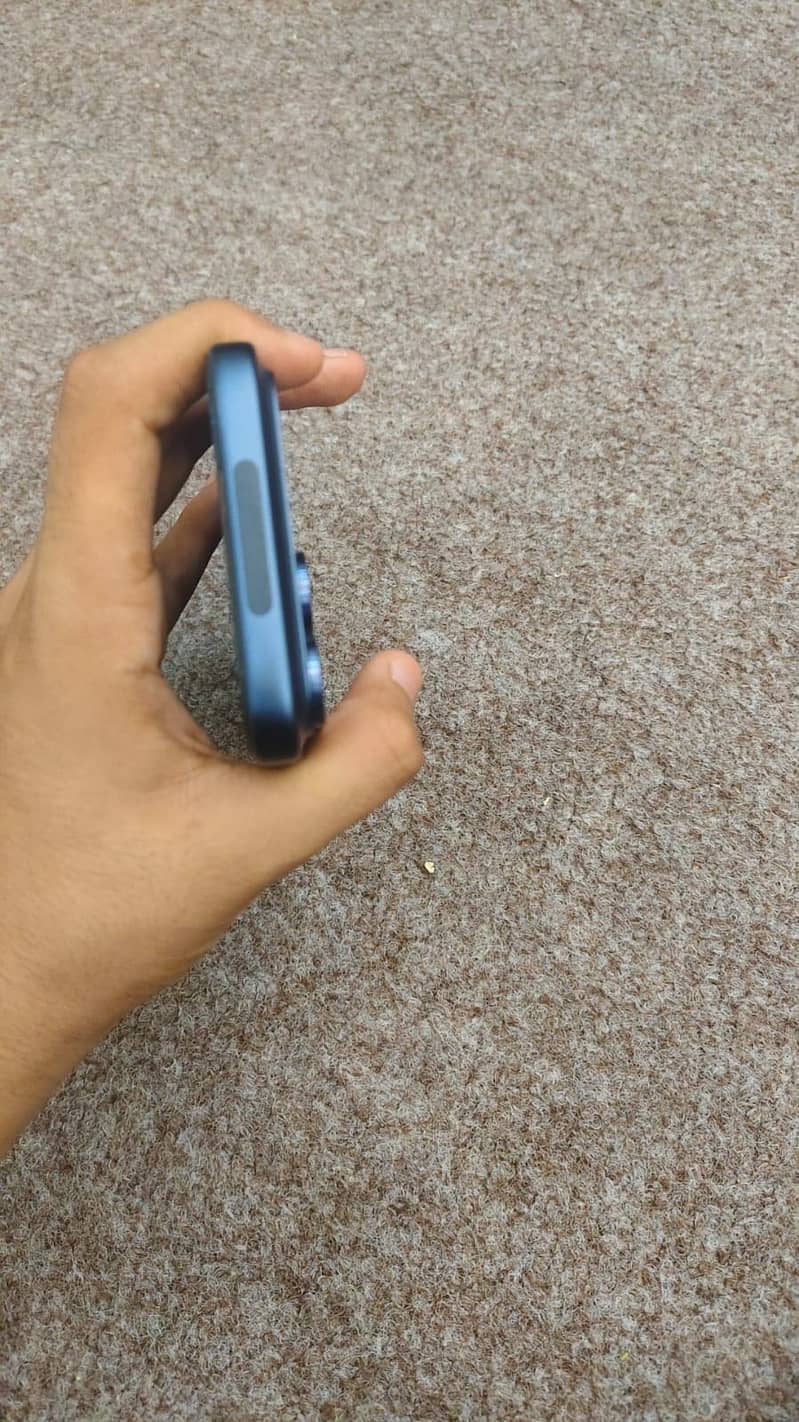 Apple iPhone 17 Pro Max 0