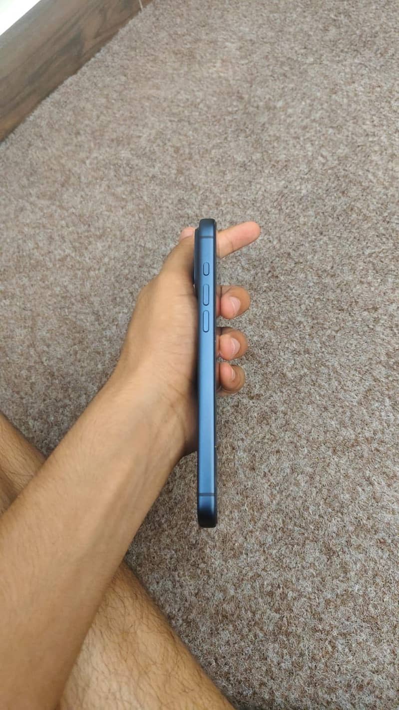 Apple iPhone 17 Pro Max 2