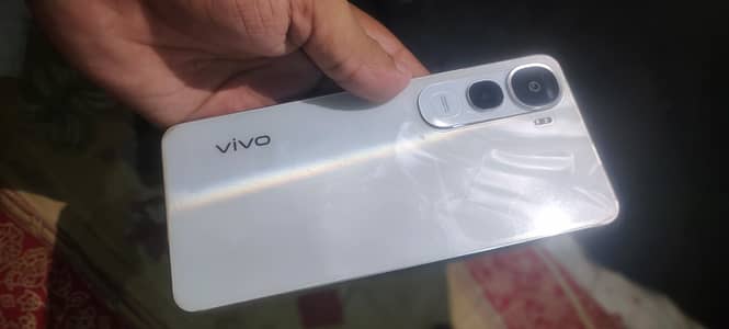 Vivo Y400