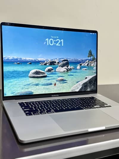 Apple MacBook Pro 16” 2019 | Core i7 6-Core | 16GB RAM | 512GB SSD