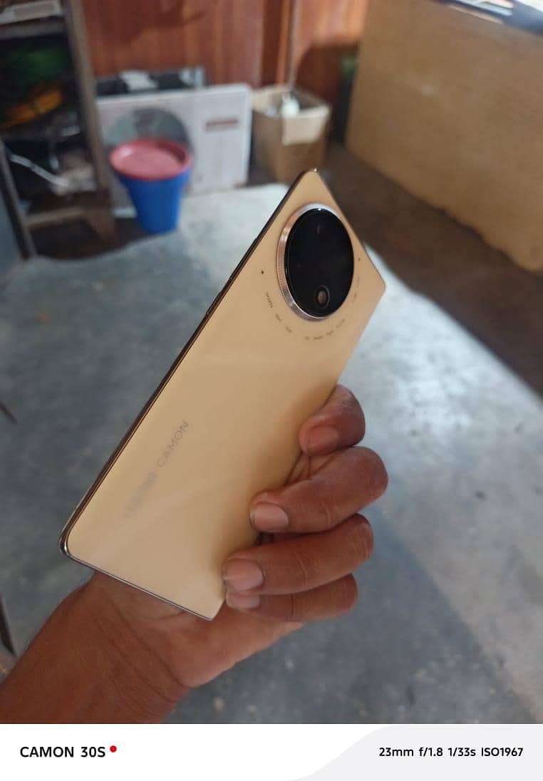 Tecno CAMON 30S 6