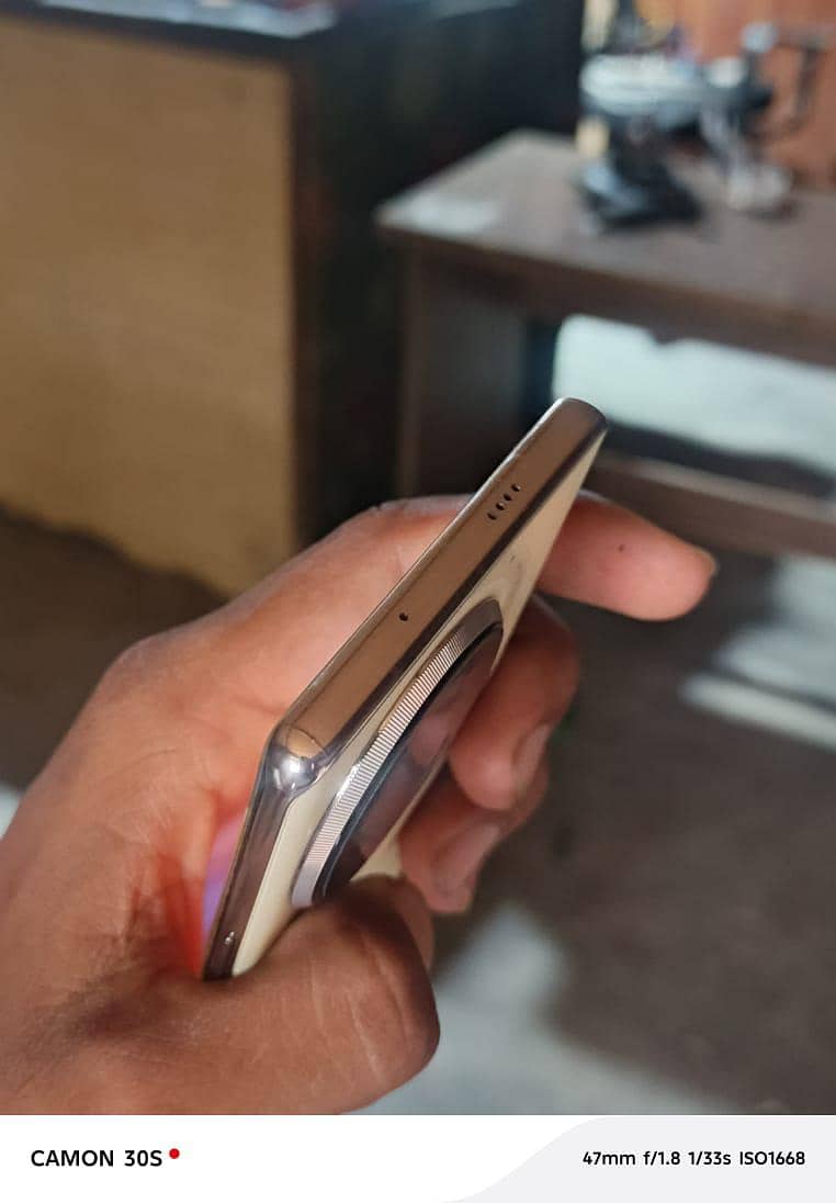 Tecno CAMON 30S 8