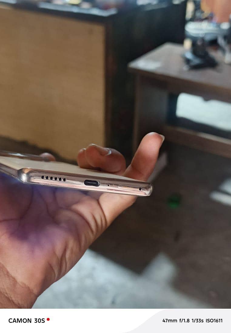 Tecno CAMON 30S 9