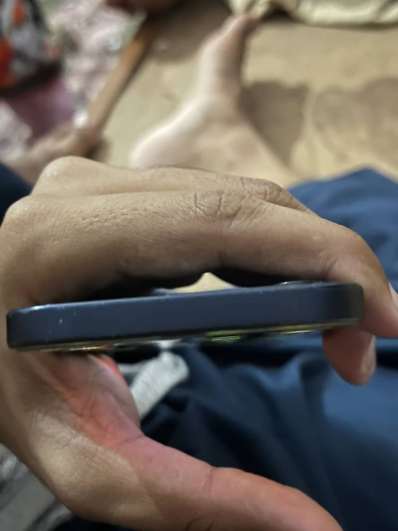 Apple iPhone 12 2