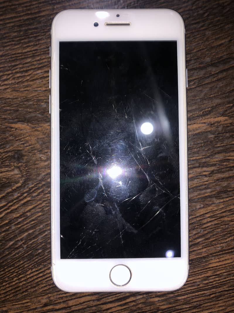 Apple iPhone 8 6