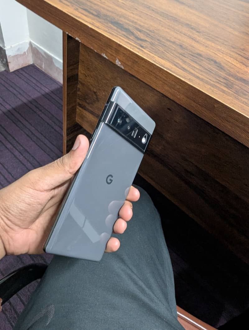 Google Pixel 6 Pro 2