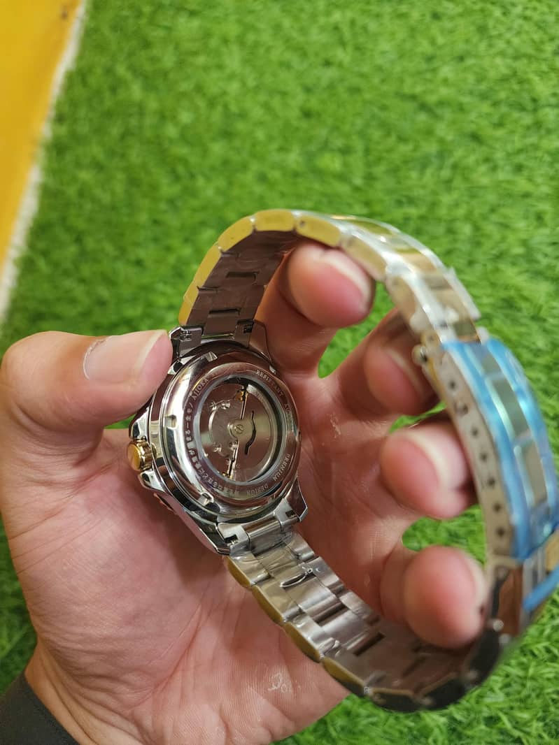 automatic watch 0