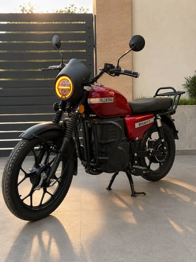 Vlektra Velocity 180SE 2026 Untouched Showroom Piece.