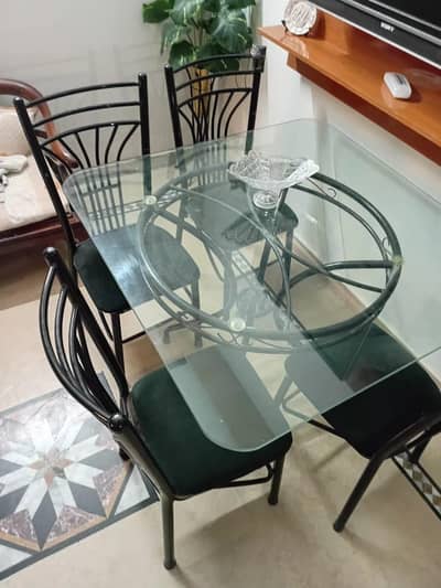 dinning table