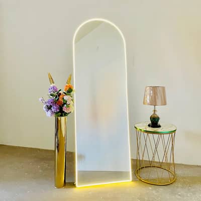 Mirror With neo light