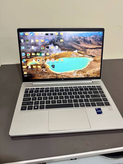 HP EliteBook 840 G9 | 12th Gen Core i5 | 16GB RAM | 256GB NVMe SSD