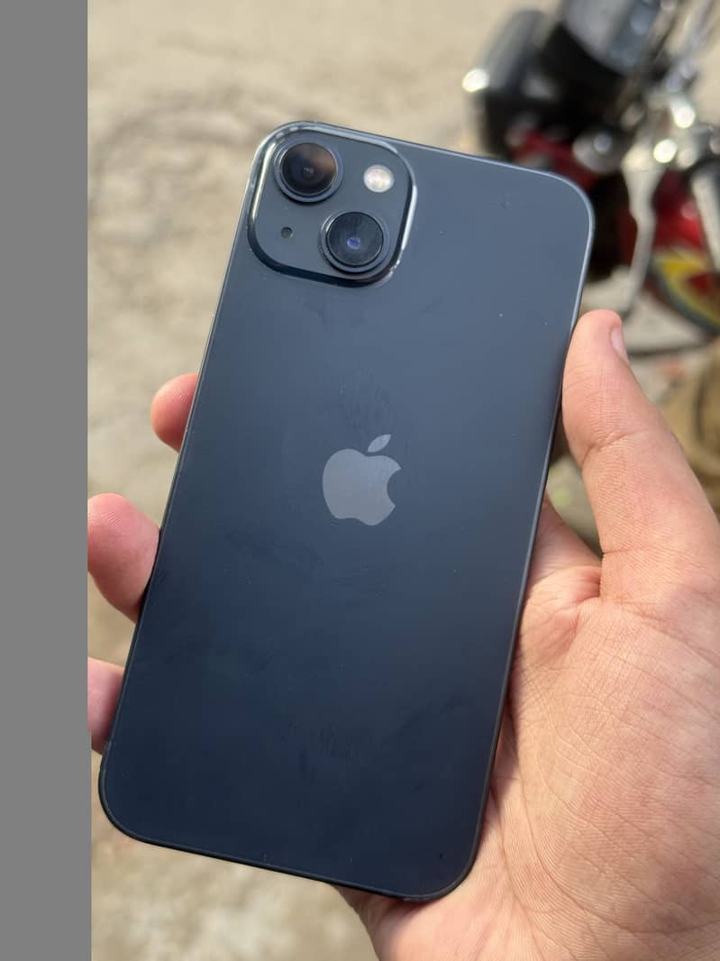 iPhone 13 jv 1