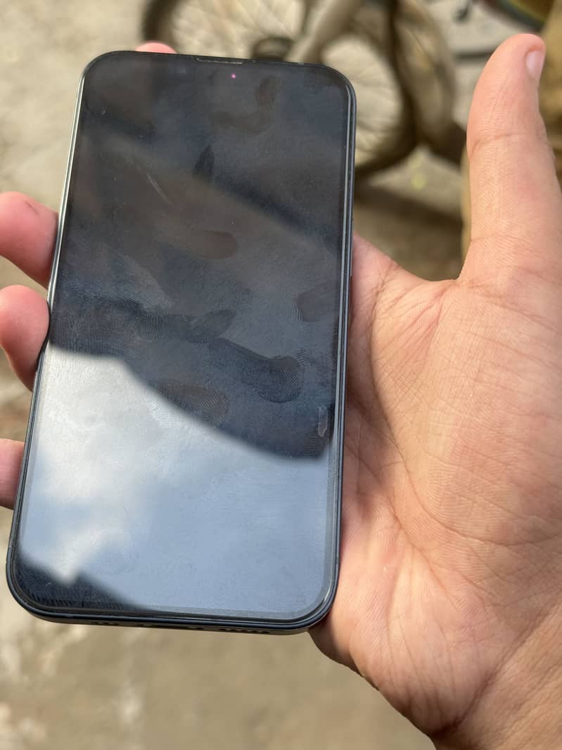 iPhone 13 jv 6