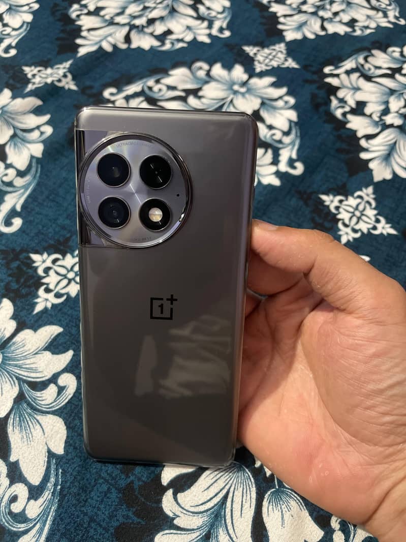 One Plus Ace 2 Pro 7