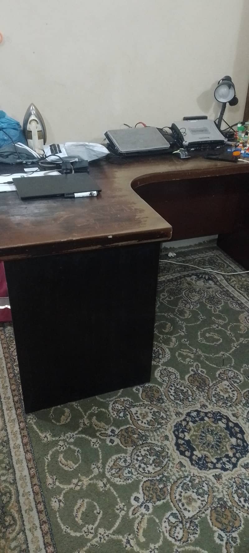Corner study or office table 0