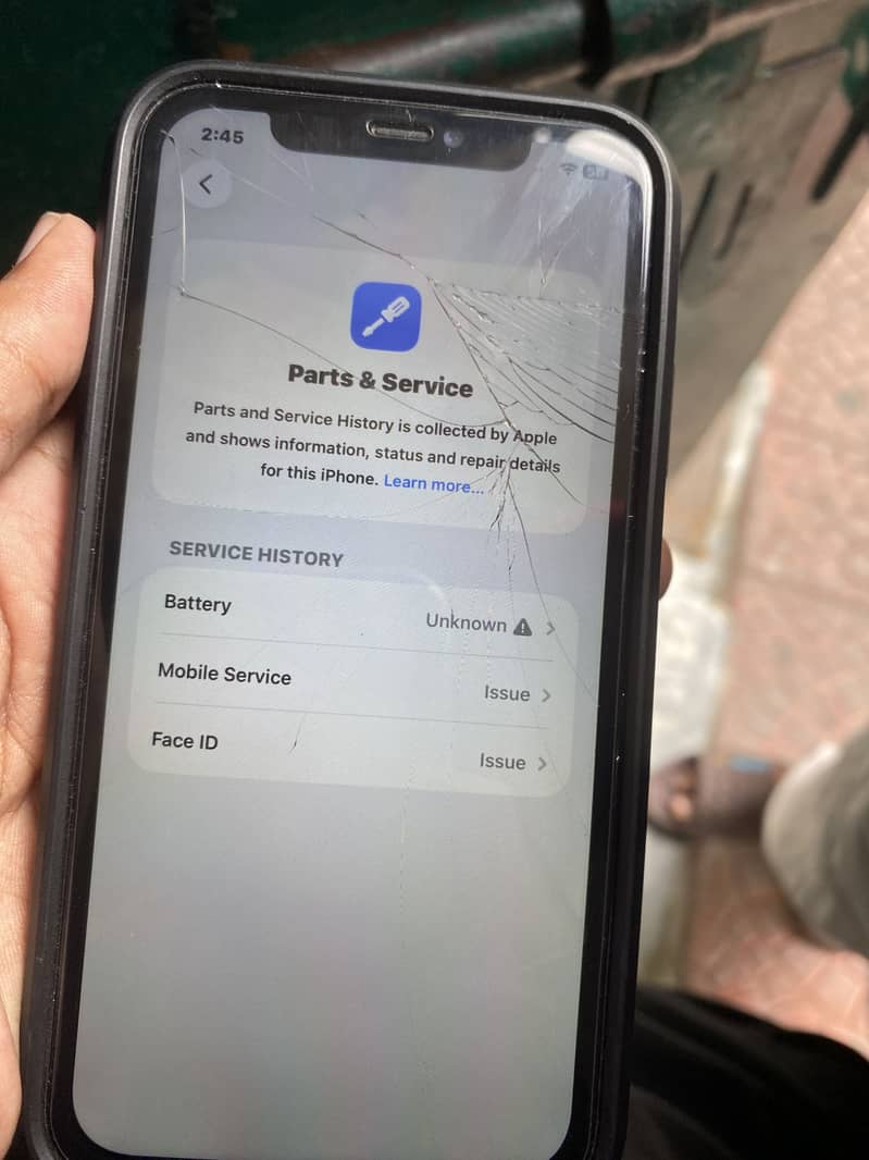 Apple iPhone 11 4