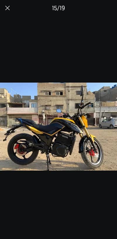 velaktra bolt 3k new condition