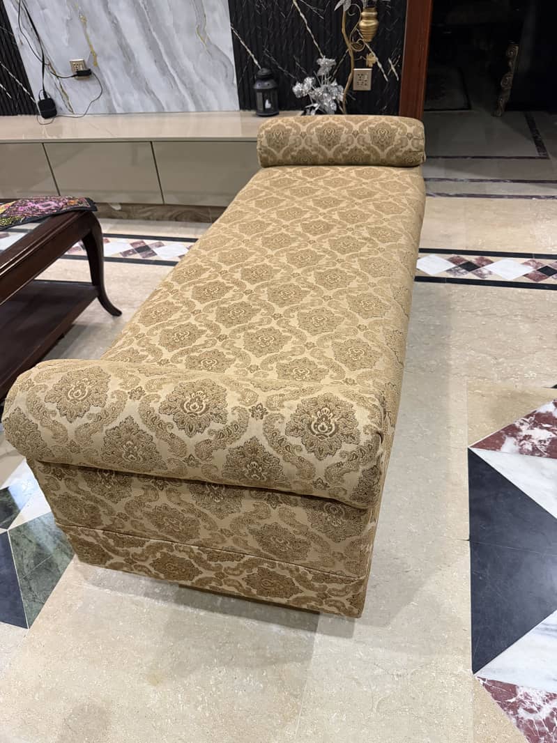 Couch 1