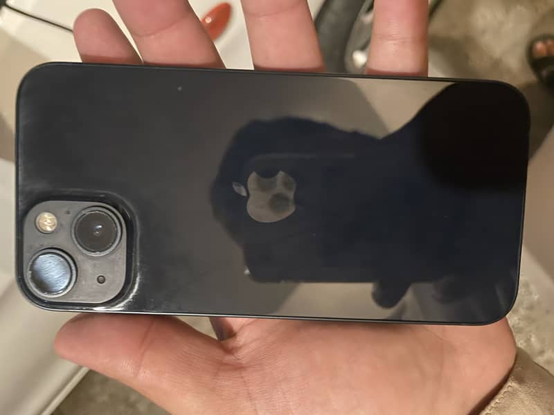 Apple iPhone 13 5