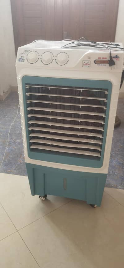 AC / DC Cooler fan, like new.