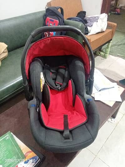 Hauck trio 4 in 1 stroller+ car seat