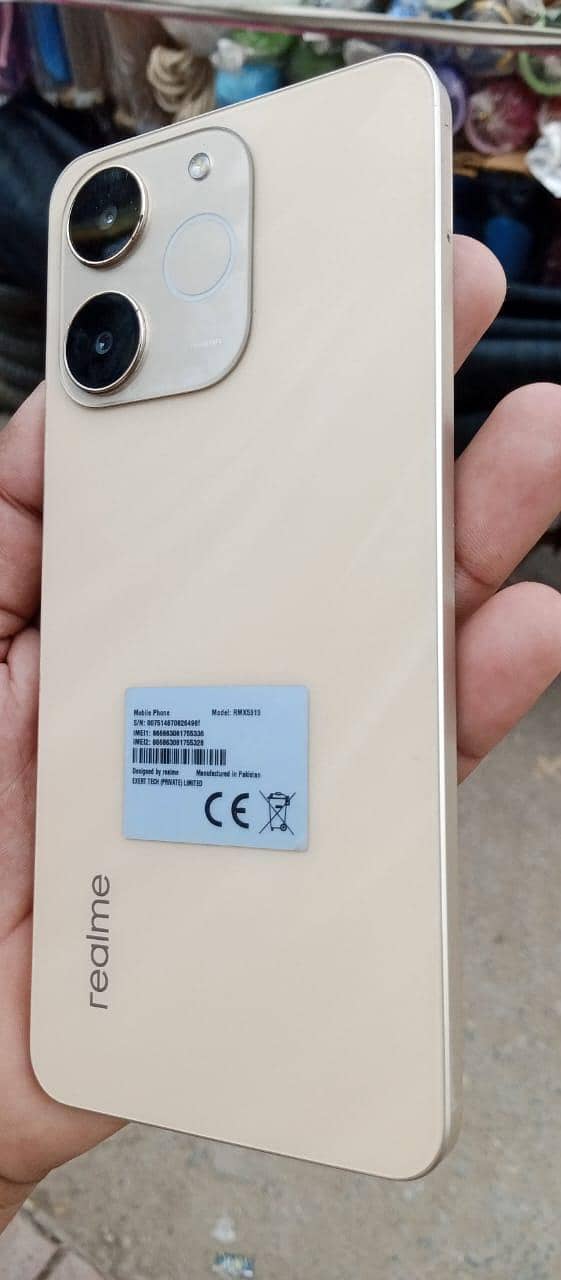 Realme C71 0