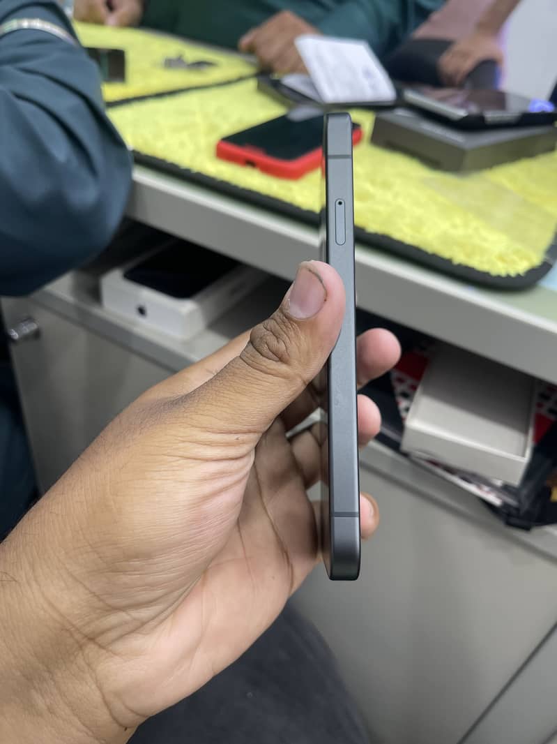 Google PIXEL 10A BOX PACK 3
