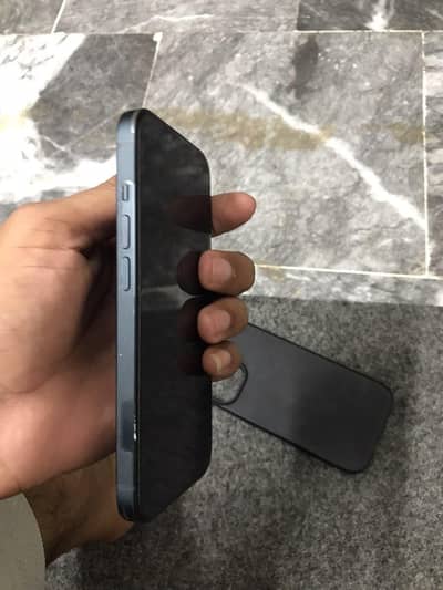 Apple iPhone 14
