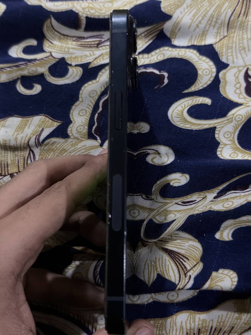 Iphone 14 3