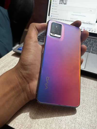Vivo V20