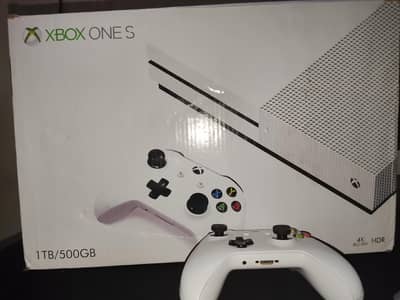 Xbox One S 1TB with One controller and All wires