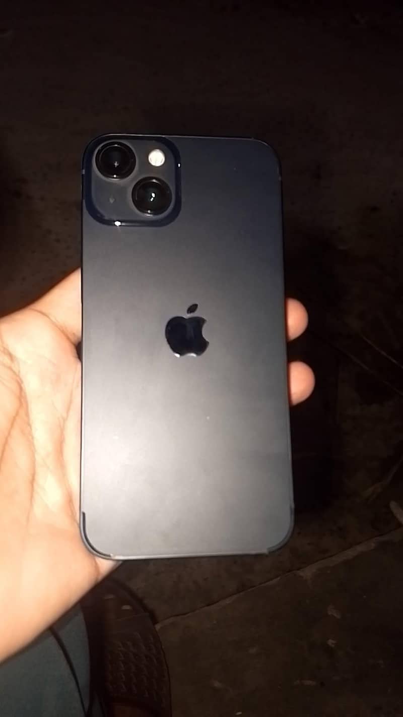 Apple iPhone 13 3