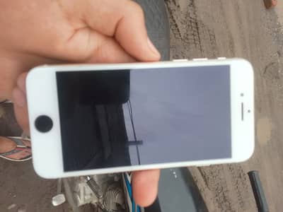 Apple iPhone SE 2023