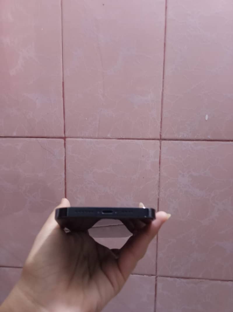 iPhone 12 Pro Max 5