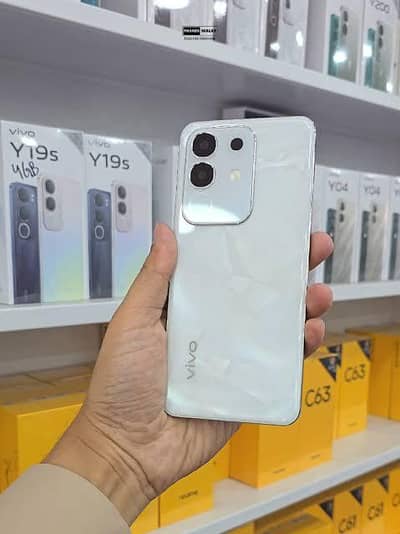 Vivo Y29  8/128 3 months Warrenty