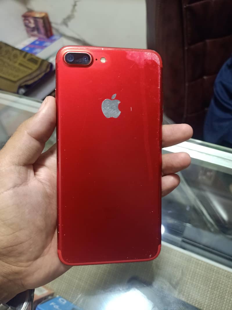 Apple iPhone 7 Plus 6