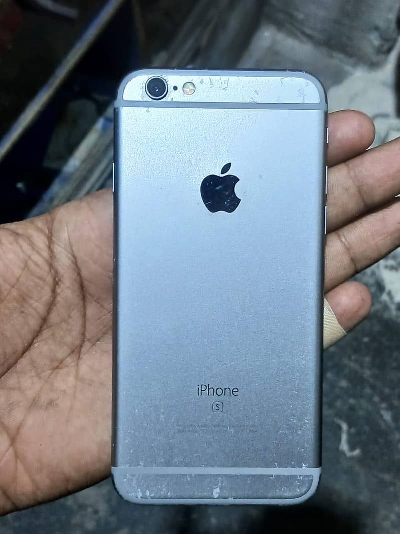 Apple iPhone 6S 1