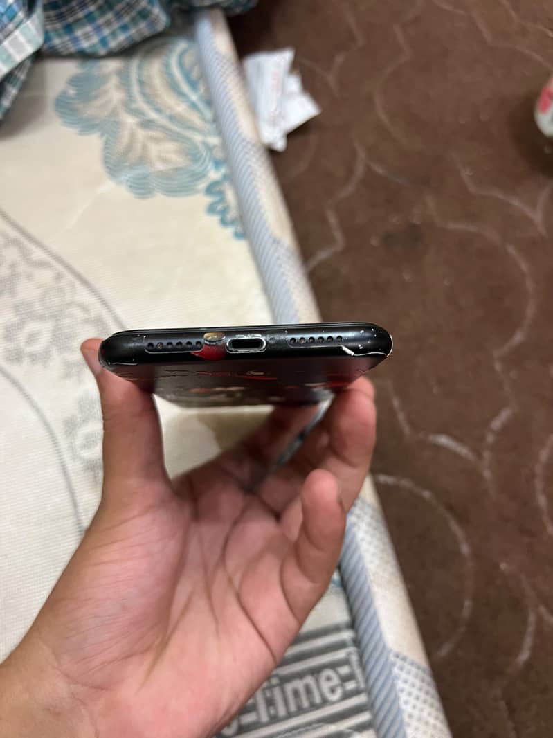 Apple iPhone XR 3