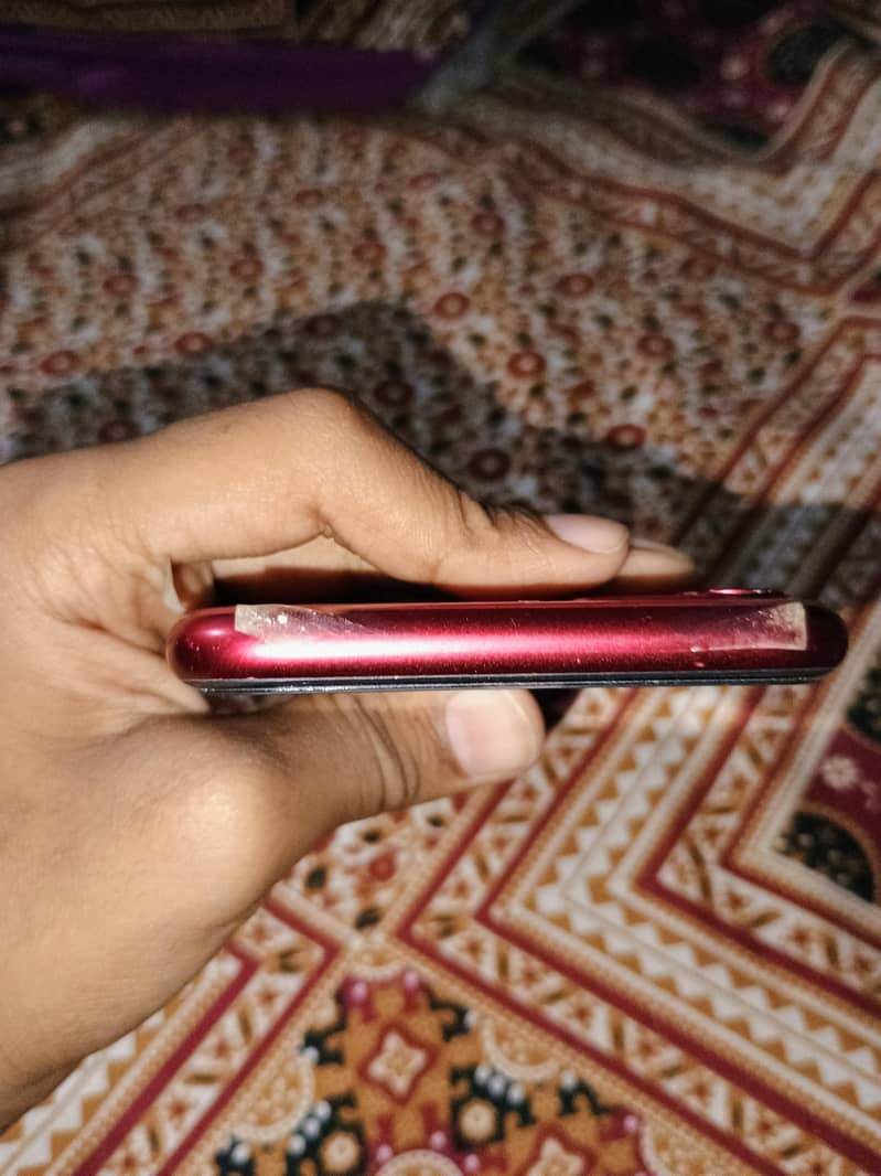 Apple iPhone 11 7