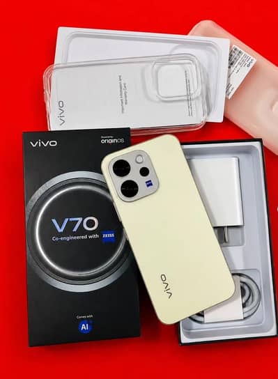Vivo v70 5g 12/512 10 Month Warranty Urgent Sale Connect What S App