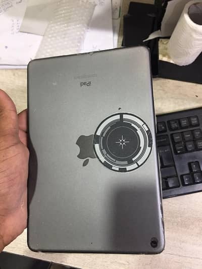 Apple iPad Mini 5 (64GB) Wi-Fi Only – Excellent Condition