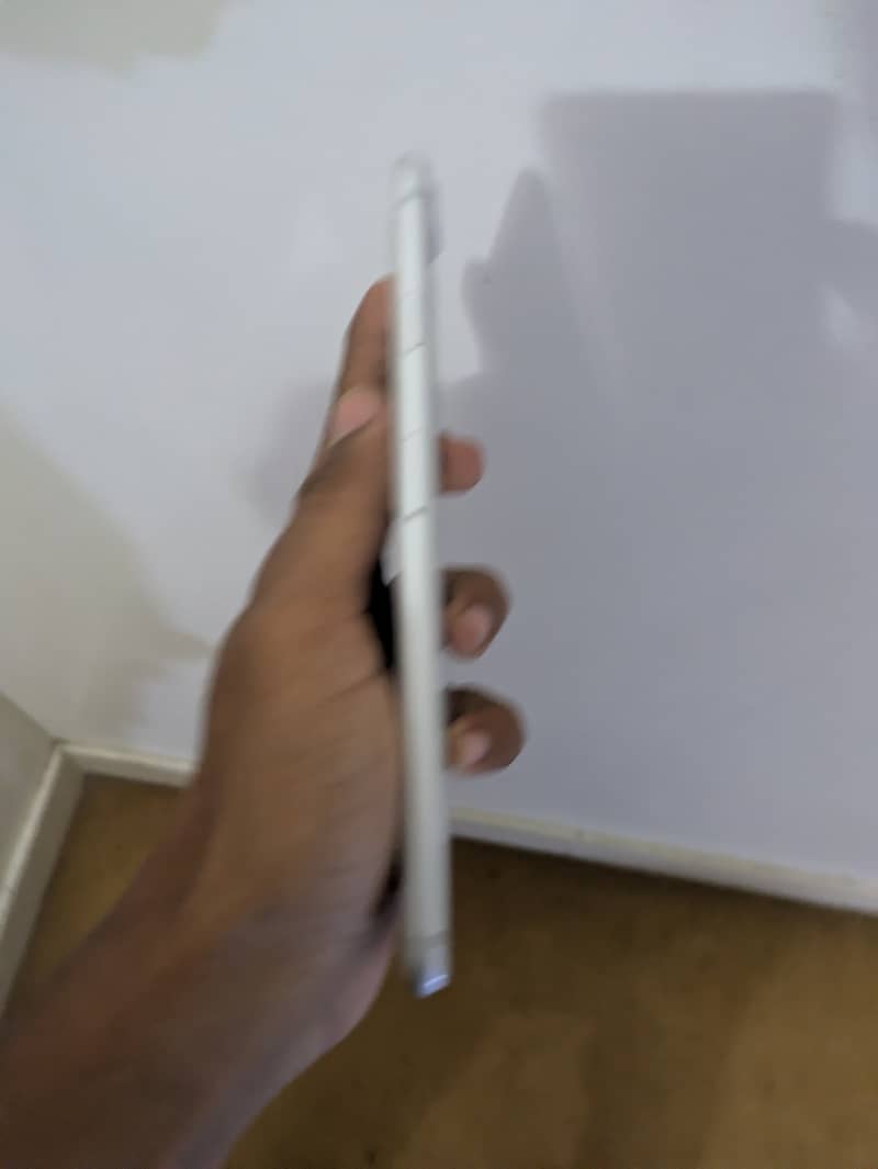 Apple iPhone X 2