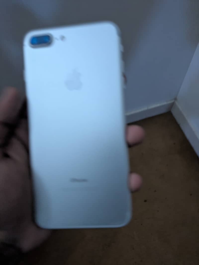Apple iPhone X 3