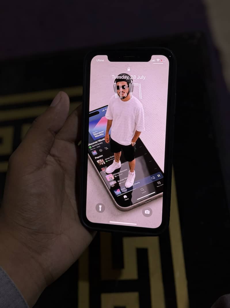 Apple iPhone X 11