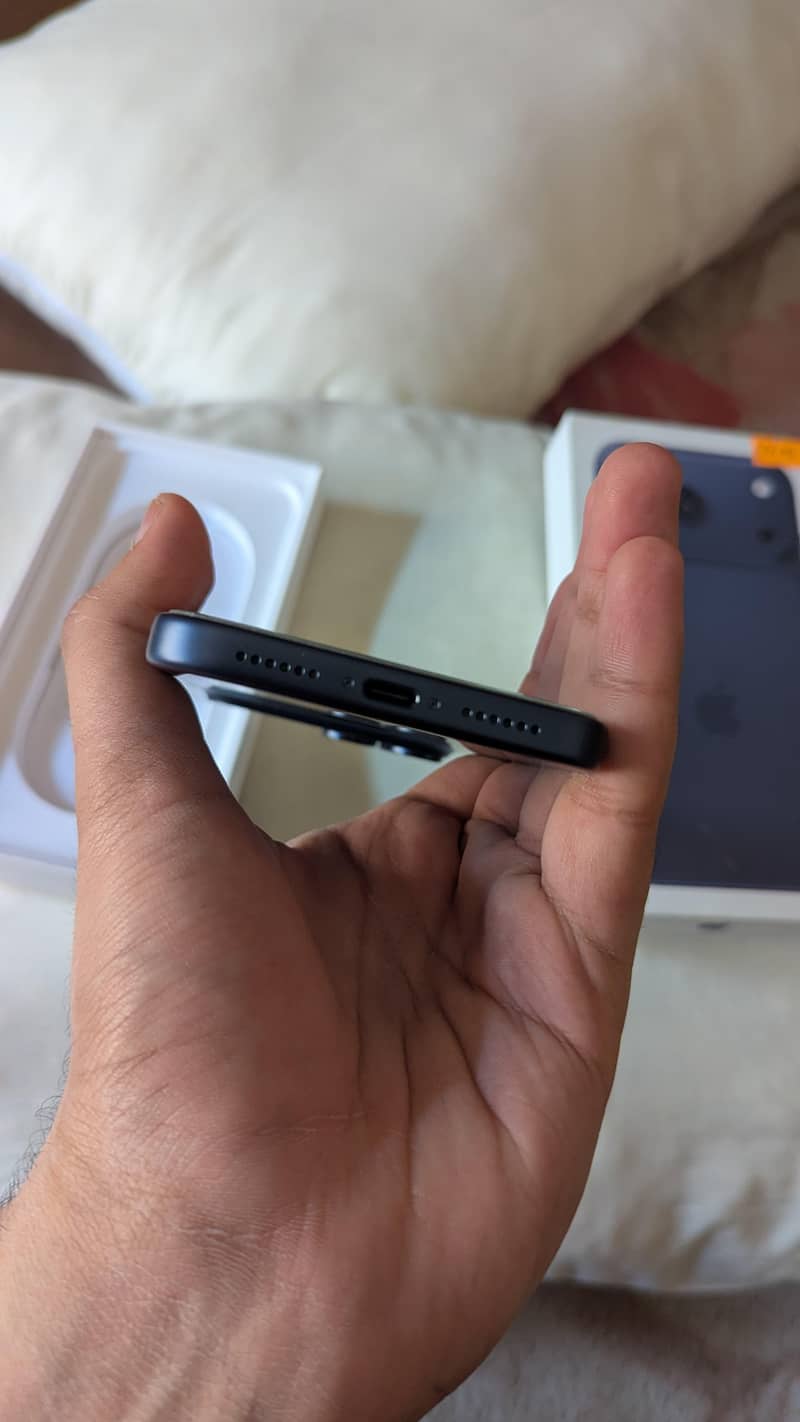 Apple iPhone 17 Pro Max 9