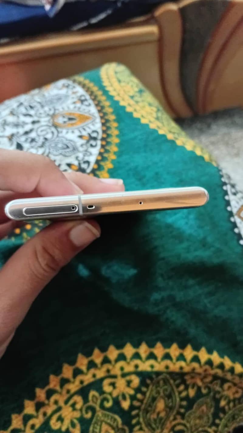 Samsung Mobile Note 10 Plus 2