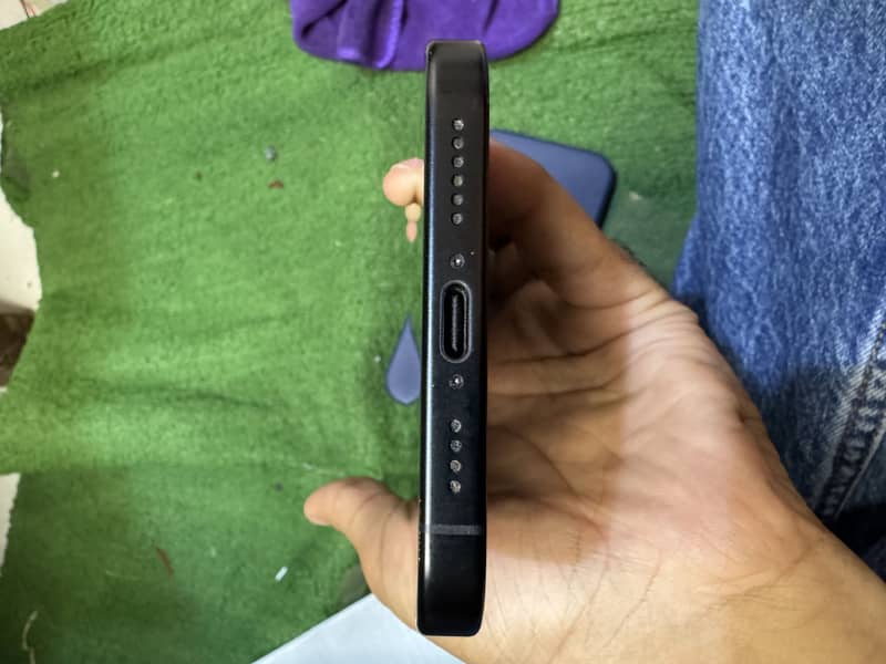 Apple iPhone 16 Plus 2