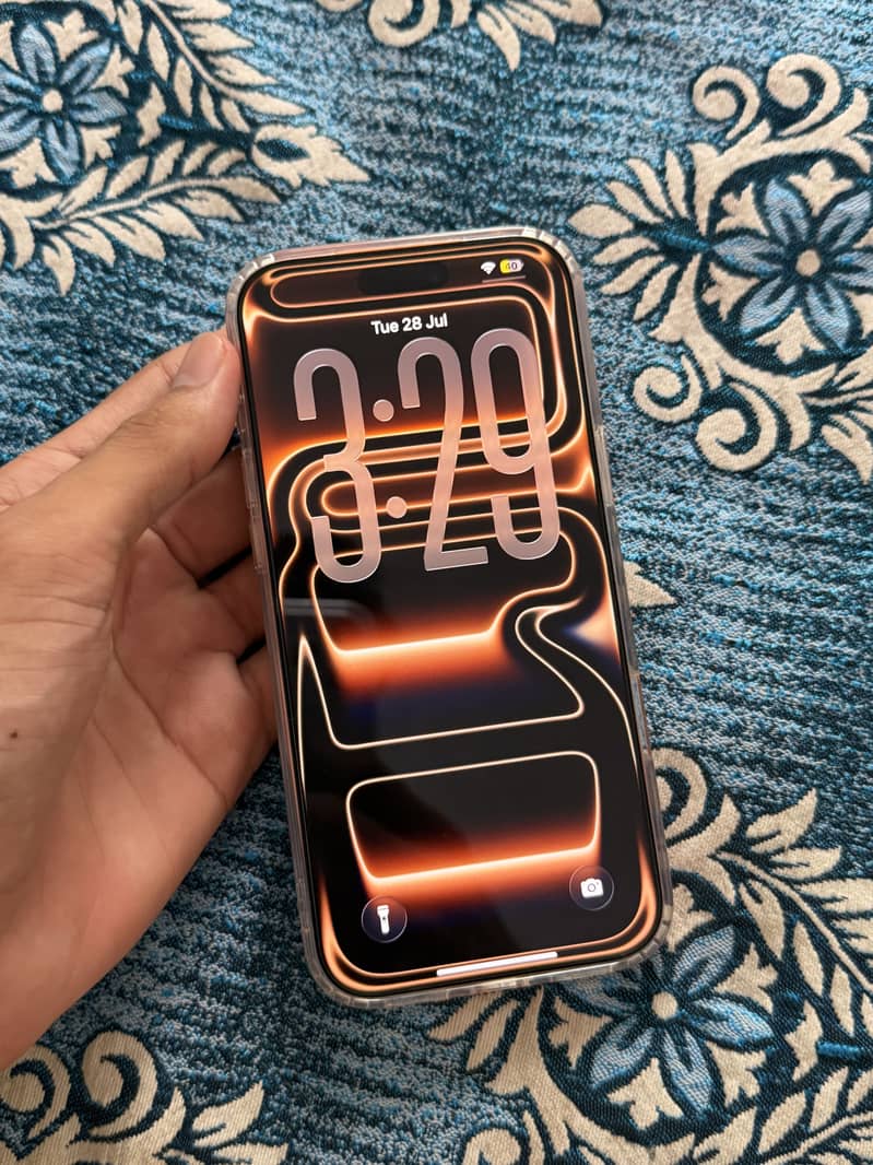 Apple iPhone 17 Pro Max 2