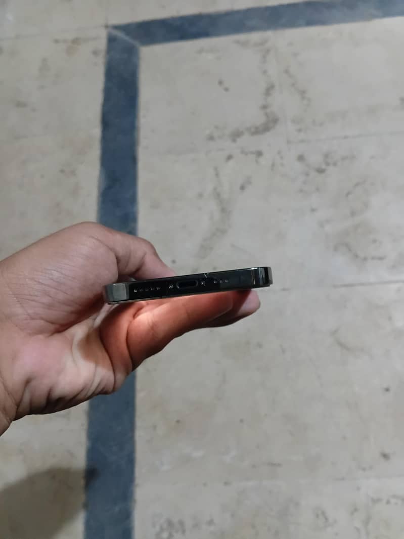 Apple iPhone 13 Pro 5
